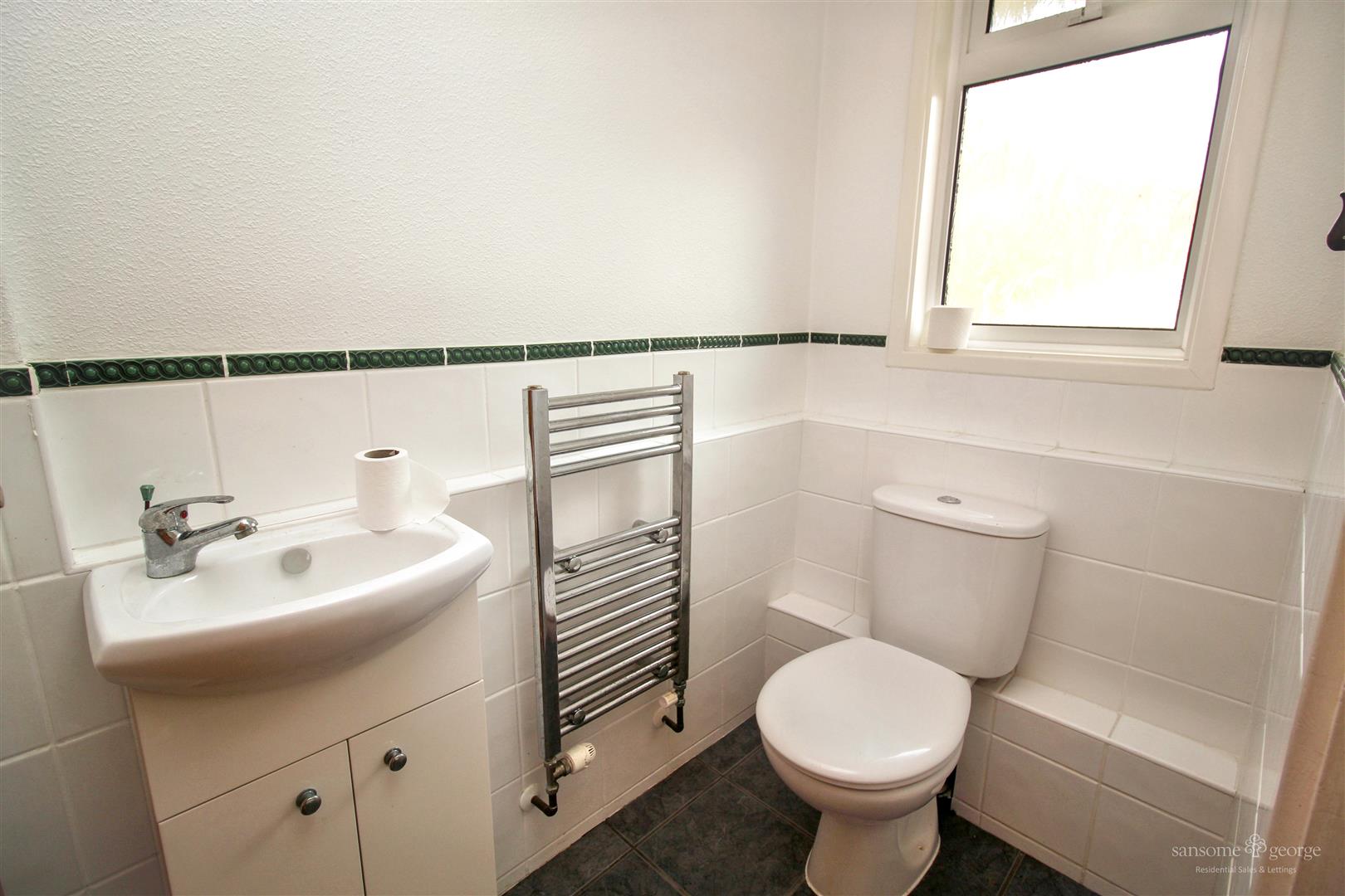 Bensgrove Close, Woodcote, Reading